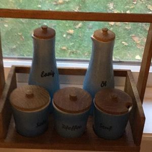 Wooden and ceramic oil and vinegar set